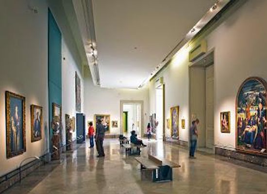 italy/capri/attraction/museo-e-real-bosco-di-capodimonte