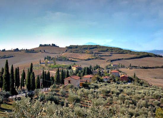 italy/chianti-classico/attraction/cipressi-di-san-quirico-d-orcia