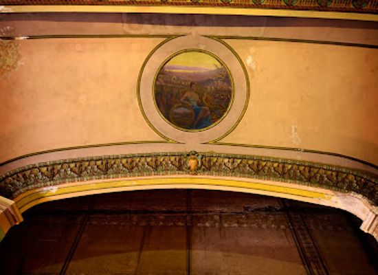 kansas/topeka/attraction/jayhawk-theatre