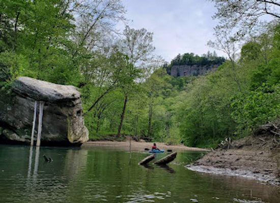 kentucky/eastern-mountain-coal-fields/attraction/red-river-jump-rock