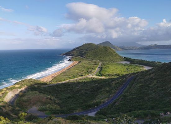saint-kitts-and-nevis/black-rocks/attraction/mount-liamuiga