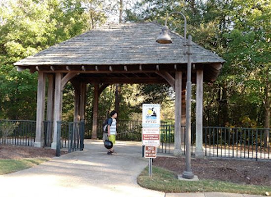 alabama/gadsden/attraction/the-james-d-martin-wildlife-park