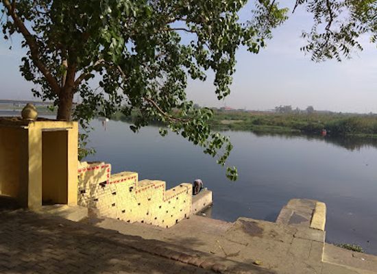 india/ganga-yamuna-doab/attraction/yamuna-ghat