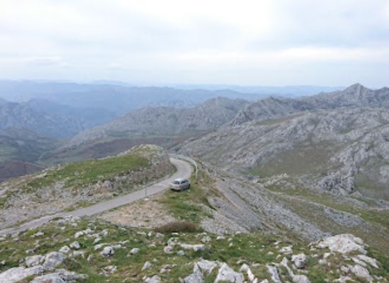 spain/asturias/attraction/alto-del-gamoniteiru-1791-m