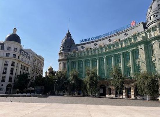 romania/bucharest/attraction/university-s-square
