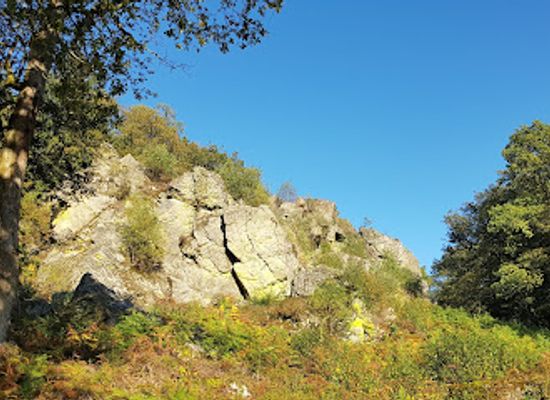 belgium/gaume/attraction/roche-a-l-appel