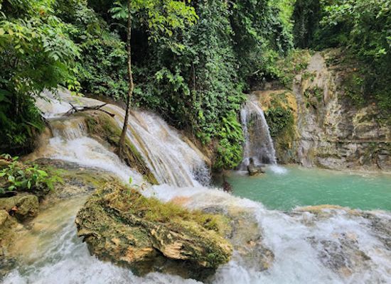 philippines/central-visayas/attraction/kinahugan-falls