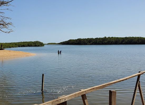 the-gambia/lower-baddibu/attraction/tallinding-beach
