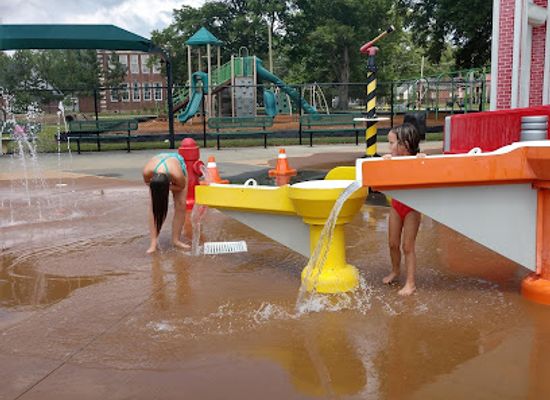 north-carolina/greenville/attraction/splashpoint