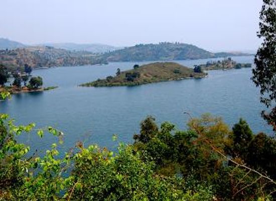 rwanda/gisenyi/attraction/kibuye-lake-kivu-boat-tours