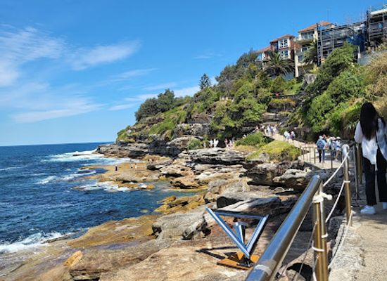 australia/sydney/bondi-beach/attraction/sculpture-by-the-sea-bondi-to-tamarama-walk