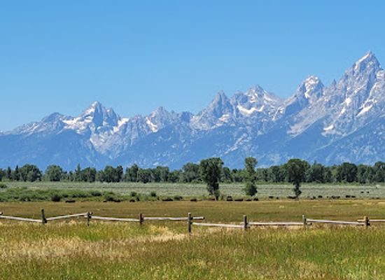 wyoming/bridger-teton-national-forest/attraction/elk-ranch-flats-turnout