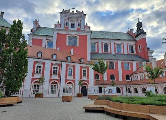 poland/poznan/attraction/bazylika-kolegiacka-matki-bozej-nieustajacej-pomocy-sw-marii-magdaleny-i-sw-stanislawa-biskupa