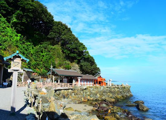 japan/ise/attraction/meoto-iwa-wedded-rocks