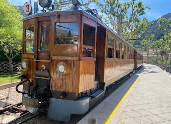 spain/palma-de-mallorca/attraction/train-soller-station-palma-de-mallorca