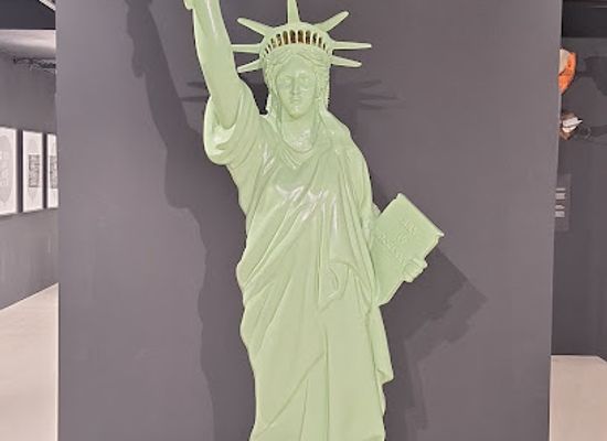slovenia/posavje/attraction/banksy