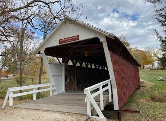 iowa/urbandale/attraction/cutler-donahoe-covered-bridge