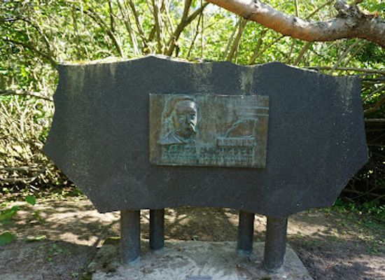 finland/jyvaskyla/attraction/factory-manager-salvesen-memorial