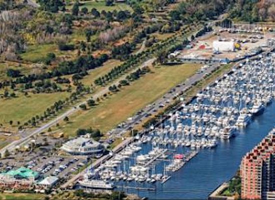 new-york/new-york-city/attraction/liberty-landing-marina