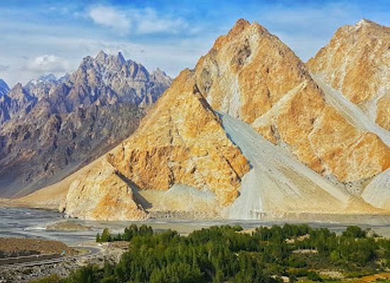 pakistan/northern-areas/attraction/welcome-to-passu