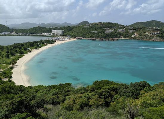 antigua-and-barbuda/barbuda/attraction/deep-bay-beach