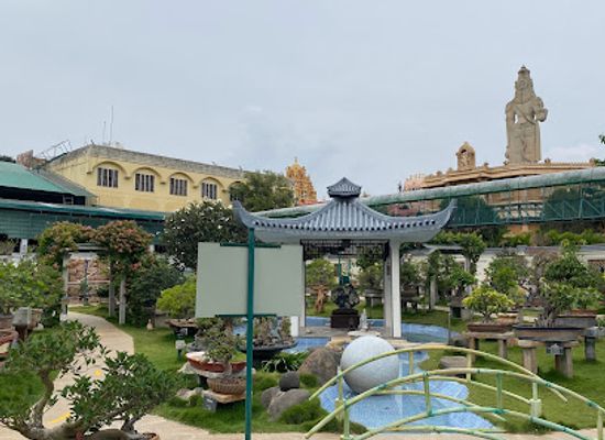 india/mysore/attraction/kishkindha-moolika-bonsai-garden