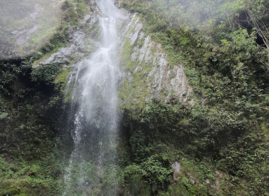 papua-new-guinea/enga-region/attraction/ippe-waterfall