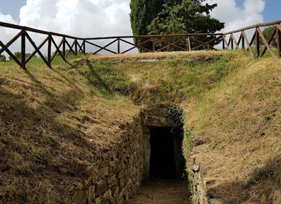 italy/chianti-classico/attraction/tumulo-di-montecalvario
