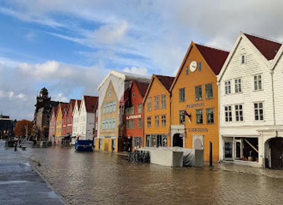 norway/bergen/bryggen/attraction/bryggen-hansa-quarter