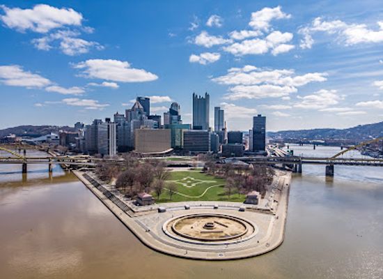 pennsylvania/pittsburgh/strip-district/attraction/point-state-park
