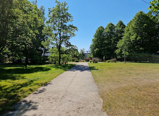 estonia/parnu-beach/attraction/olev-siinmaa-park
