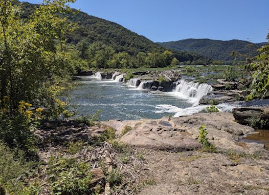 west-virginia/new-river-gorge-national-park-and-preserve/attraction/hinton-historic-district