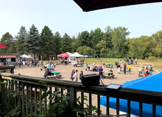 minnesota/red-river-valley/attraction/saint-croix-vineyards