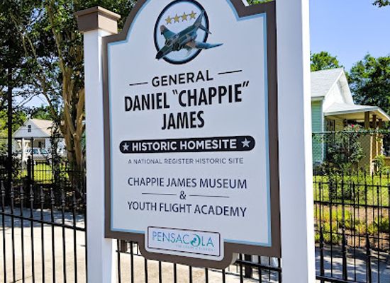 florida/pensacola/attraction/chappie-james-museum-of-pensacola