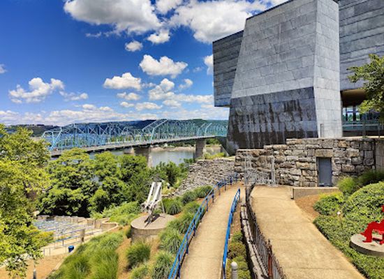tennessee/chattanooga/attraction/bluff-view-art-district