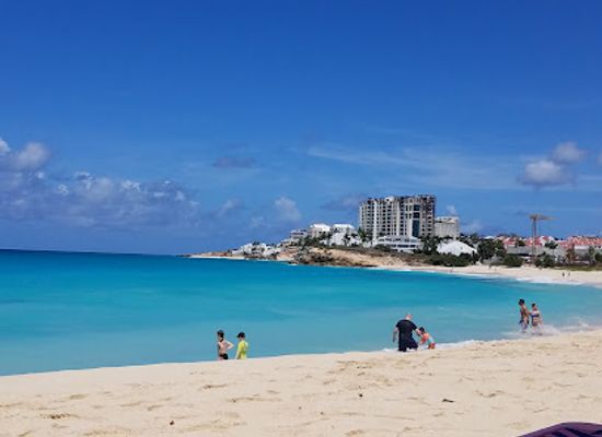 sint-maarten/great-bay-beach/attraction/mullet-bay-beach