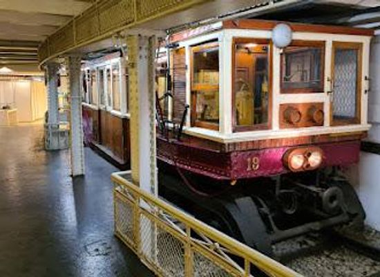 hungary/budapest/attraction/underground-railway-museum