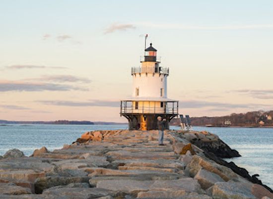maine/downeast/attraction/spring-point-ledge-lighthouse