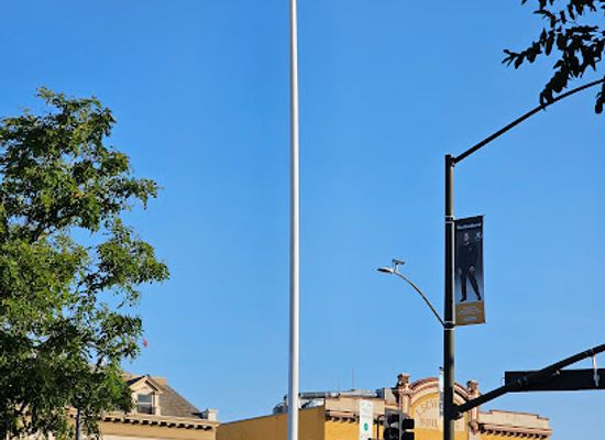 california/livermore/attraction/livermore-flagpole-downtown