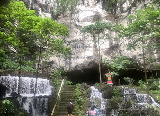 laos/thakhek/attraction/tham-nang-ene-cave