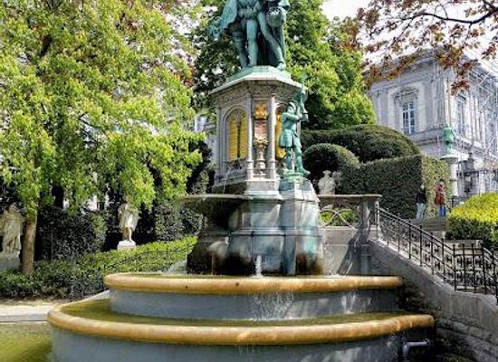 belgium/leuvense-vaart/attraction/square-of-petit-sablon