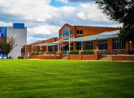 tennessee/chattanooga-riverfront/attraction/bessie-smith-cultural-center-and-chattanooga-african-american-museum