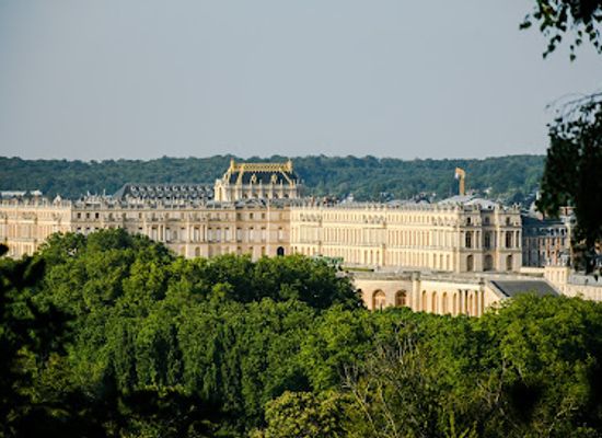 france/versailles/chateau-de-versailles/attraction/view-on-the-palace-of-versailles