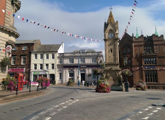 united-kingdom/cumbria/landmark/penrith-clock-tower