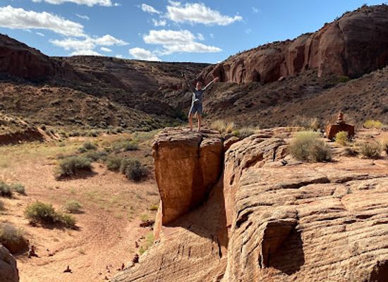 arizona/lake-powell/attraction/secret-canyon