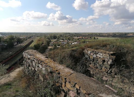 romania/galati/attraction/the-roman-fort-at-barbosi