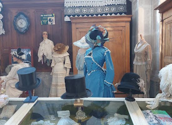 france/franche-comte/attraction/musee-du-costume-et-des-traditions-comtoises