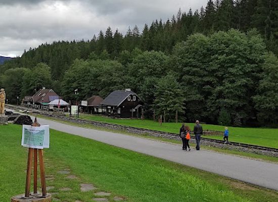 slovakia/horna-nitra/attraction/historic-railway-line-sanske-stop