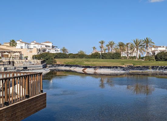 spain/murcia-region/attraction/la-torre-central-lake