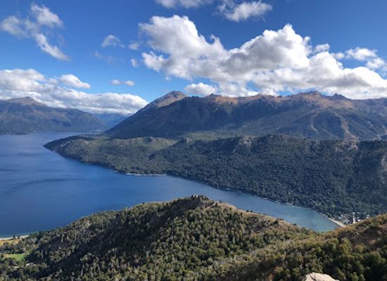 argentina/san-carlos-de-bariloche/attraction/piedra-de-habsburgo